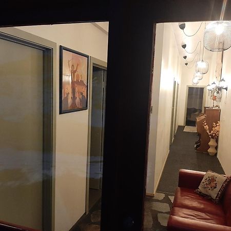 Guesthouse Holmur Bagian luar foto