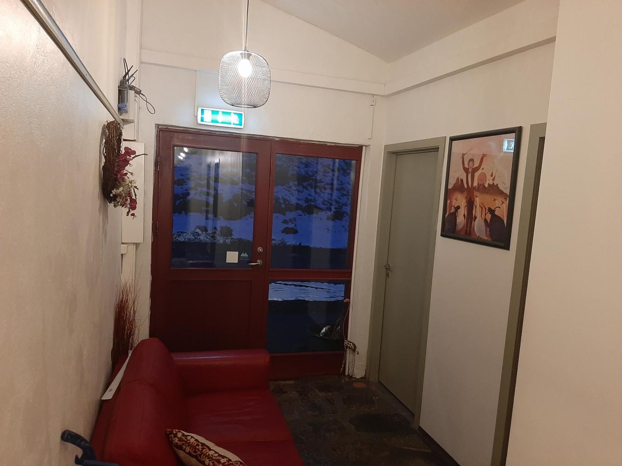 Guesthouse Holmur Bagian luar foto