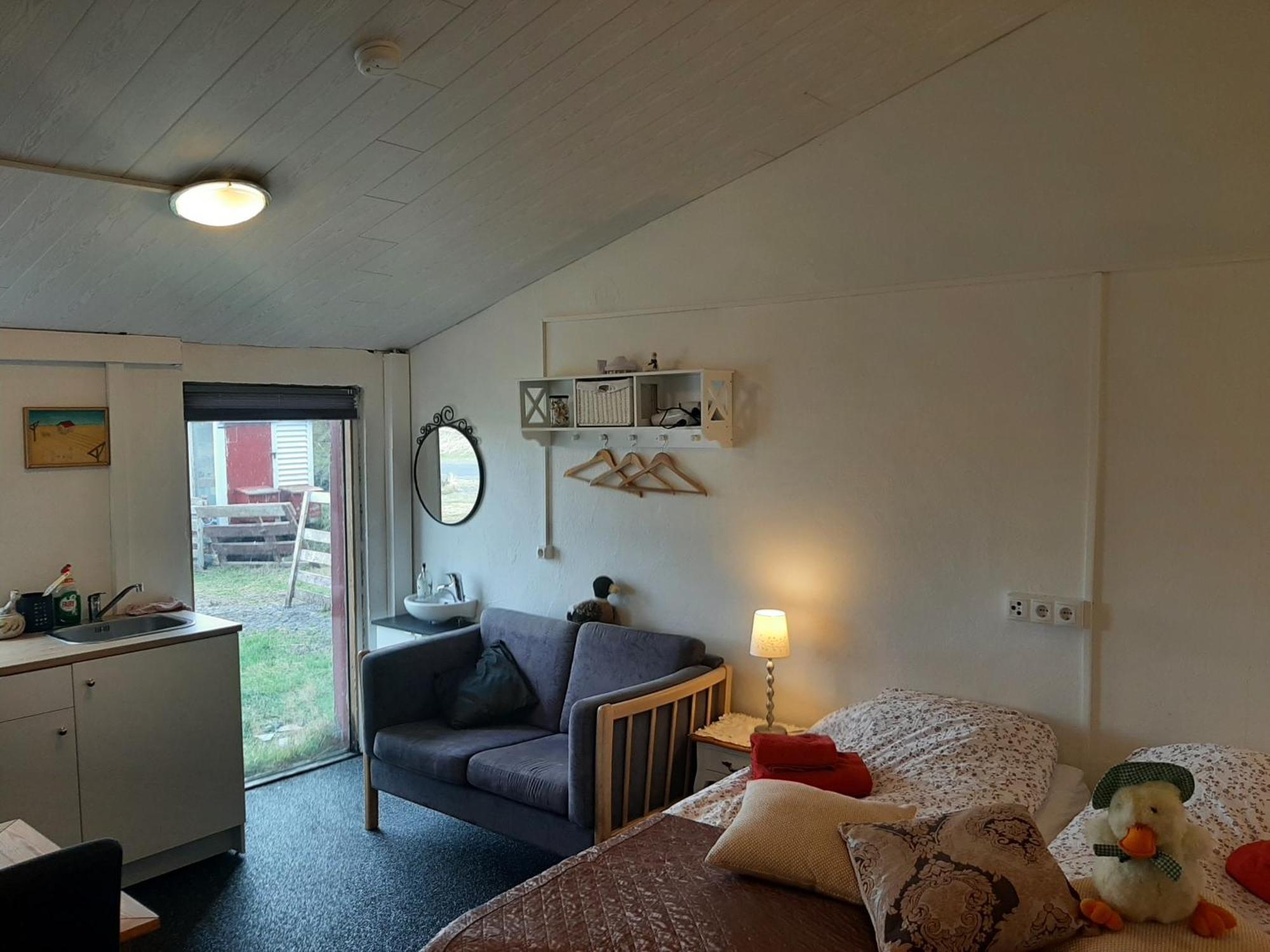 Guesthouse Holmur Bagian luar foto