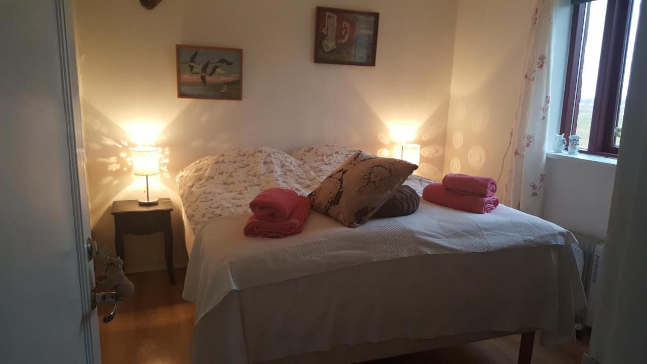 Guesthouse Holmur Bagian luar foto