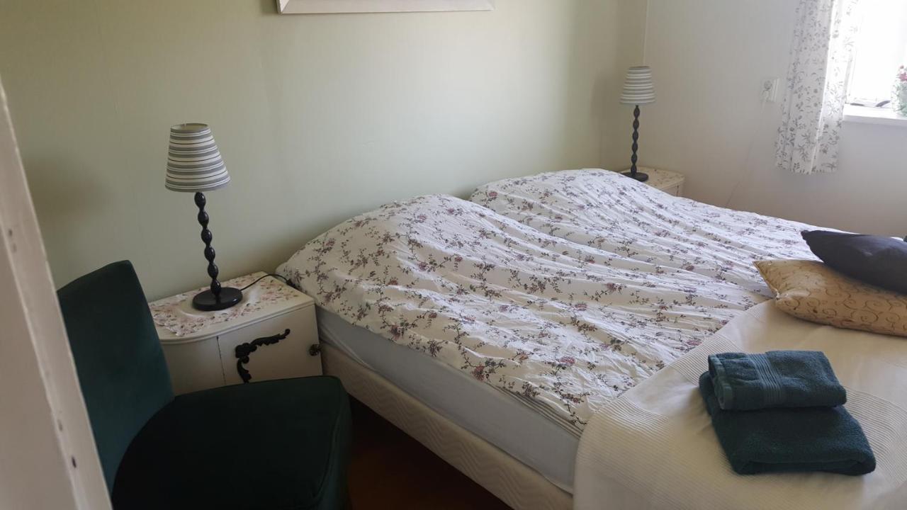 Guesthouse Holmur Bagian luar foto