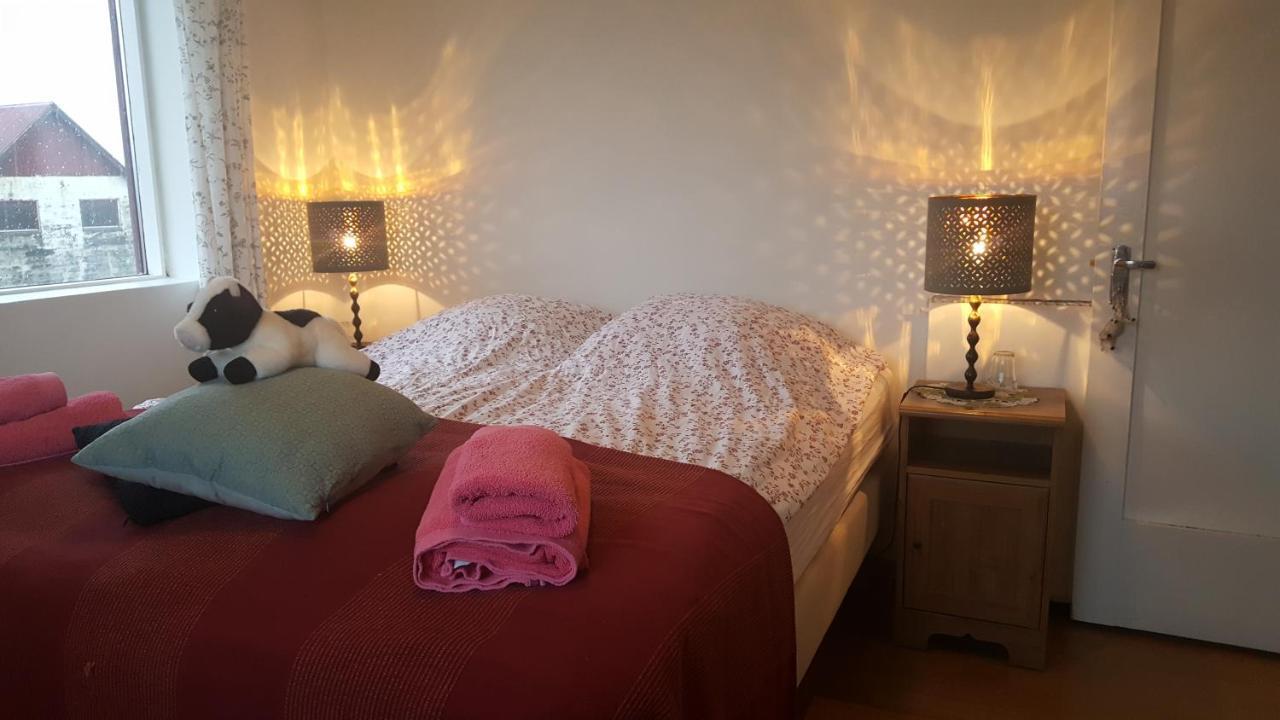 Guesthouse Holmur Bagian luar foto